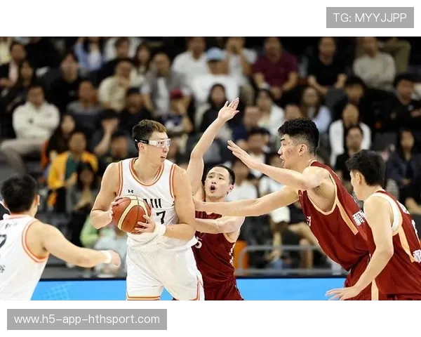 四川男篮斩获铜牌：荣耀背后的拼搏与坚持