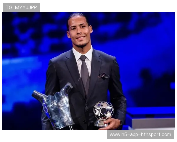 利物浦角球混战,范迪克高点优势头槌建功 利物浦角球混战,范迪克高点优势头槌建功